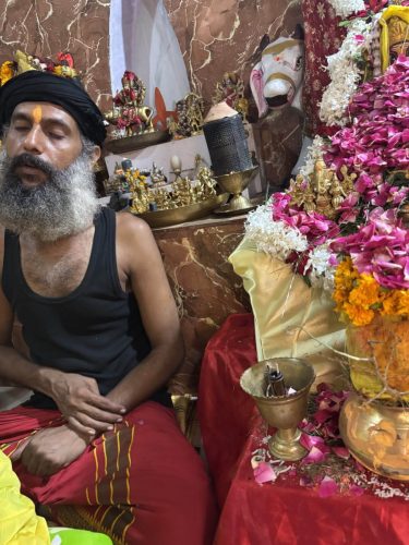Ganesh-Puja-Varanasi-Ashram-29